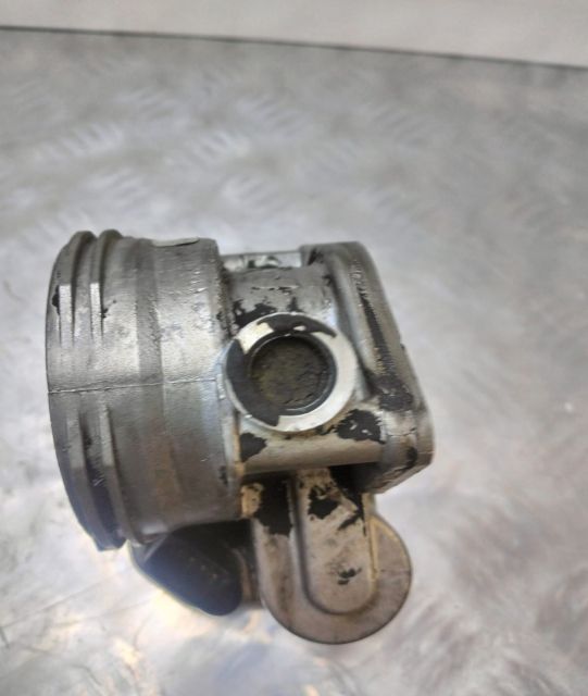 Clapeta acceleratie 038128063M Volkswagen VW Touran prima generatie