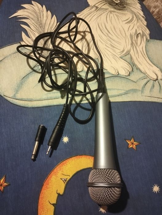Продам микрофон Philips