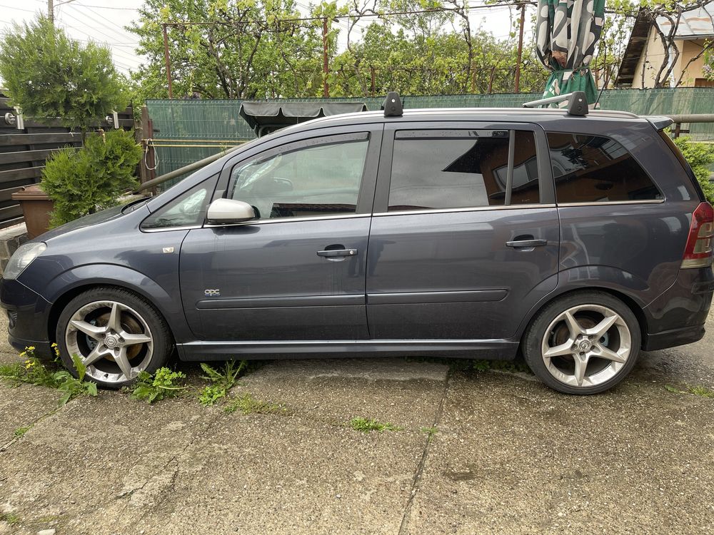 Opel Zafira B OPC line