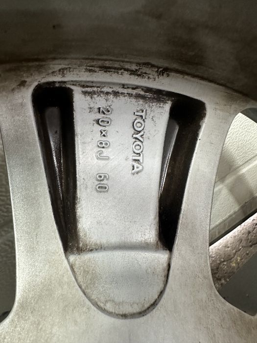 Оригинални джанти 20ки тойота секвоя и тундра