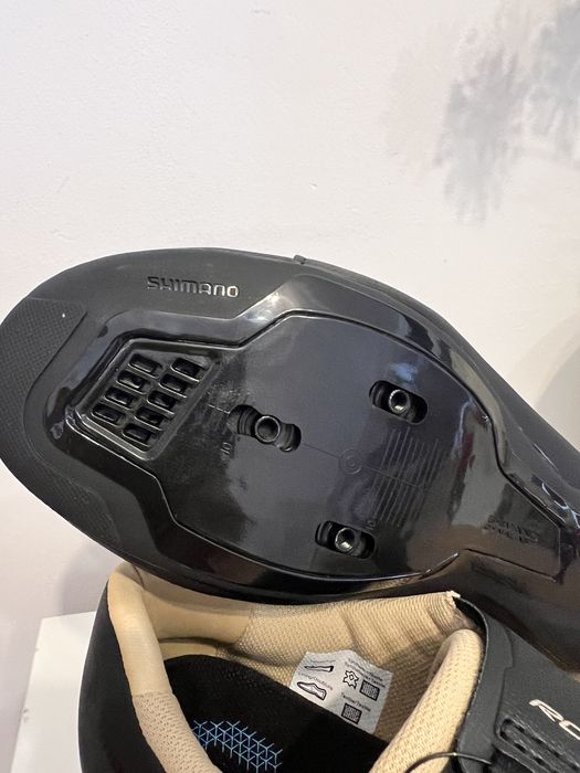 Pantofi ciclism Shimano RC300