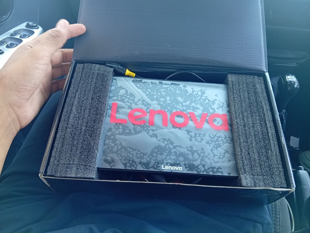 Срочно продам экран 10 дюм