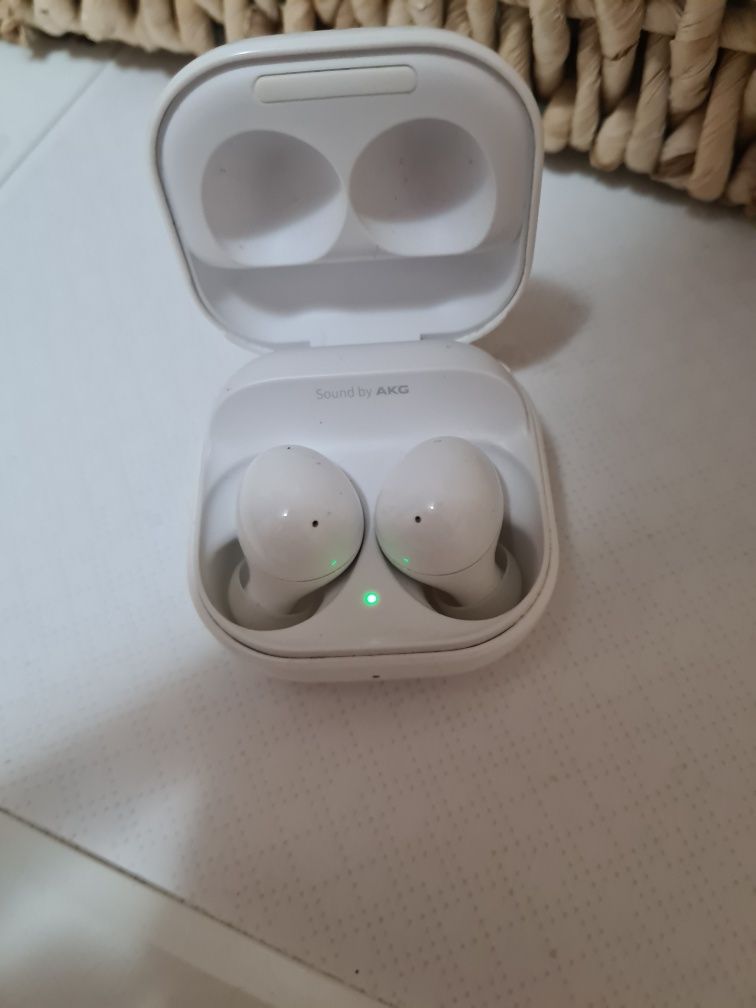 Samsung Galaxy buds 2