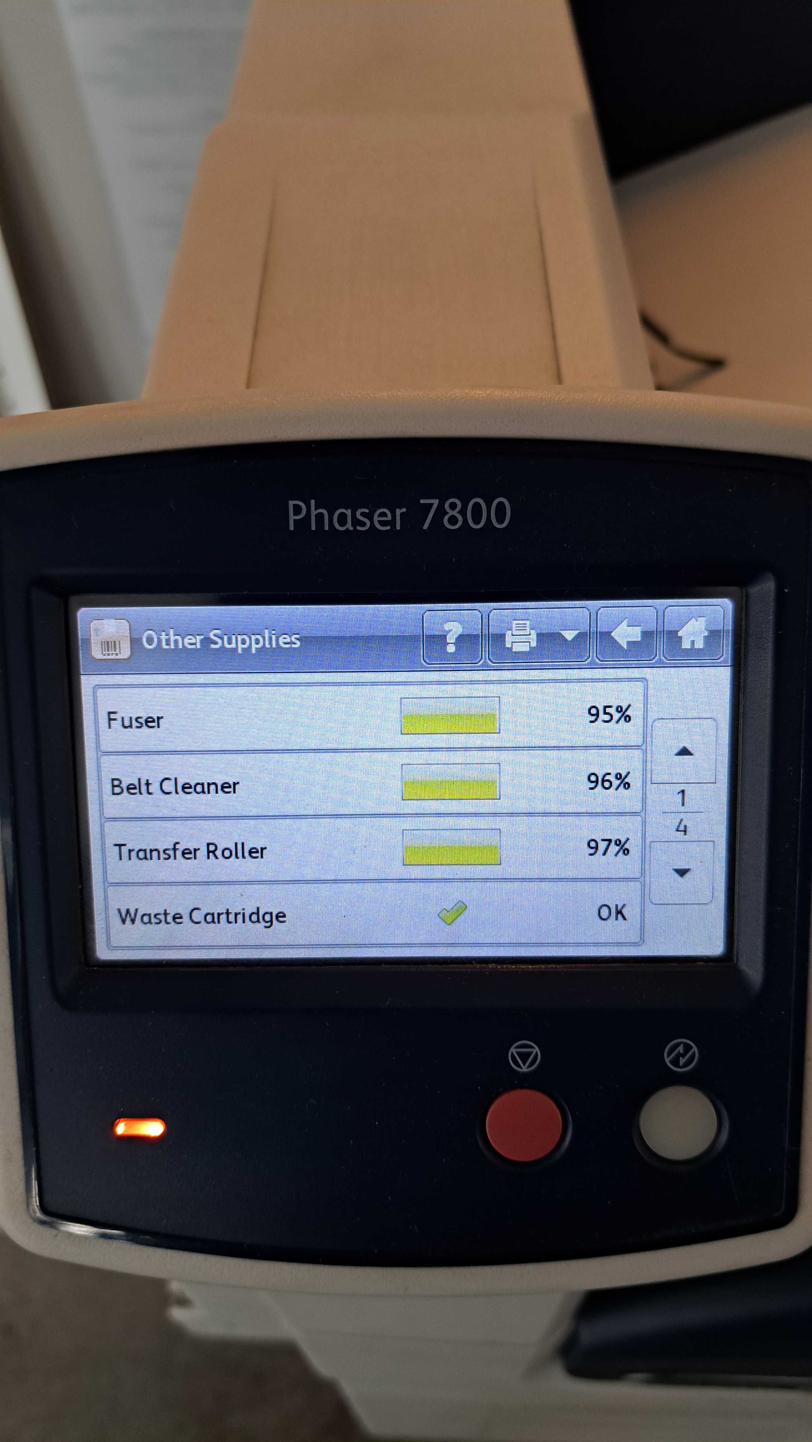 Цветен принтер Xerox Phaser 7800