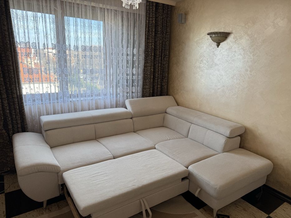 Диван шампансо като нов