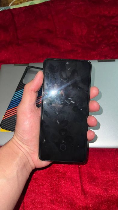 Obmen faqat iphone xs max ga