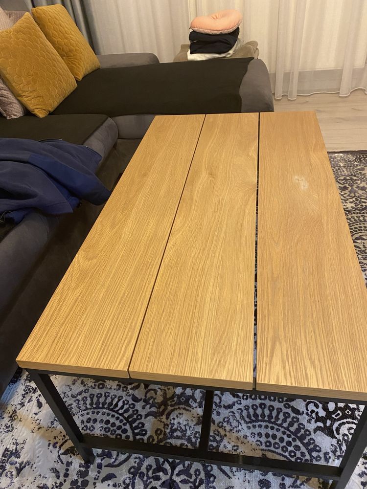 Vand masa pentru living