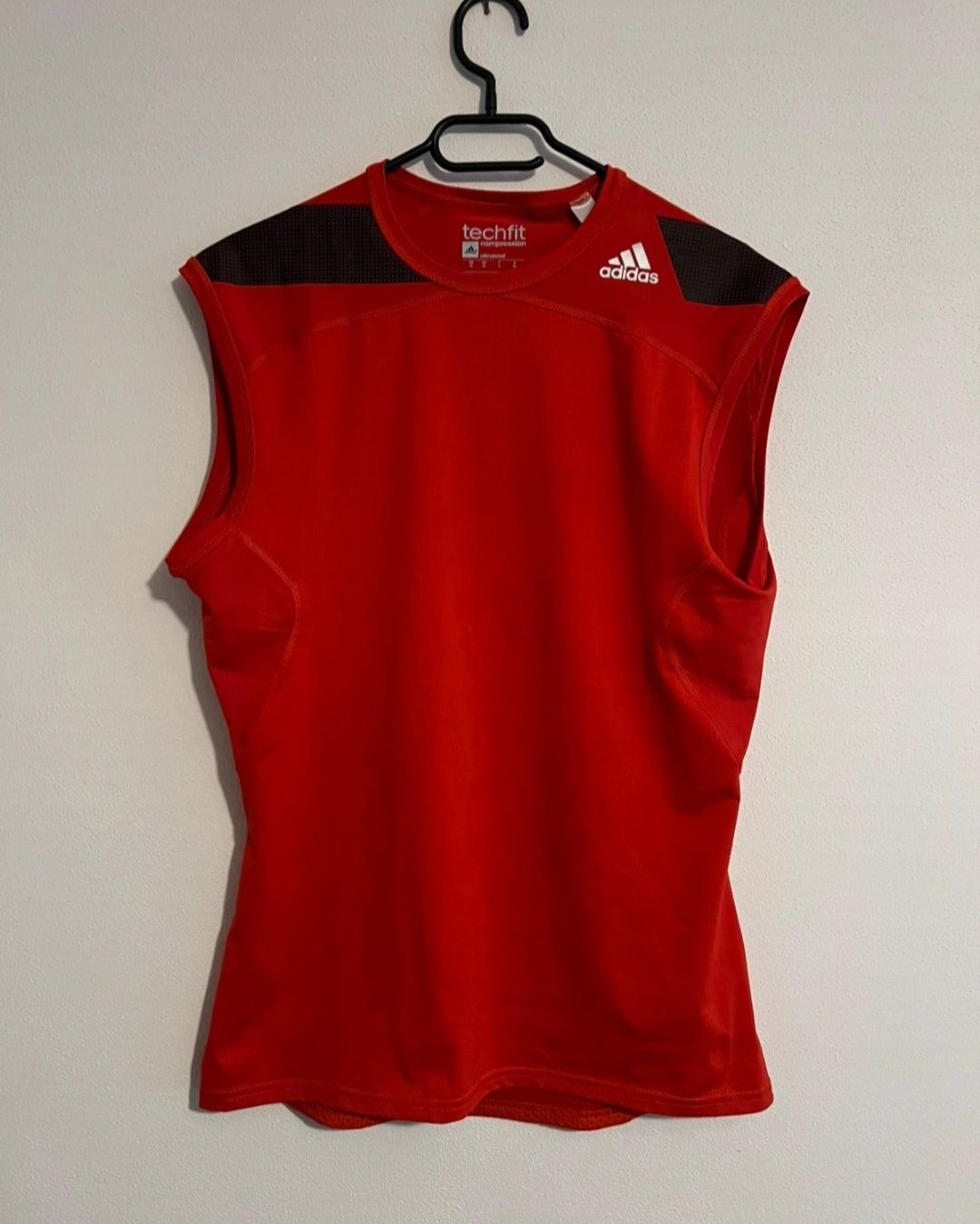 Maieu Adidas Techfit