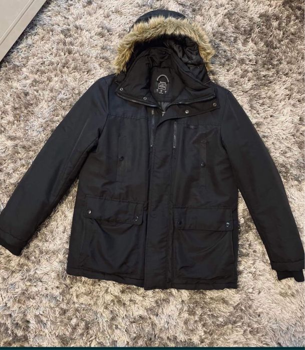 Geaca Bershka cu gluga