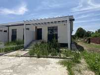 Oportunitate | 4 camere | 200 mp teren | La cheie – Domnesti