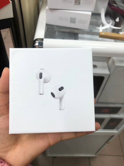 Продам новые AirPods 3 Pro