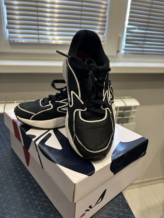 Маратонки Fila- 36 р-р