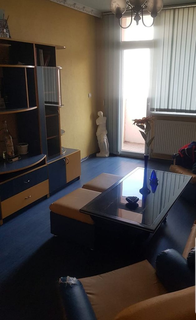 Продава се Тристаен апартамент в Кюстендил, Бузлуджа - 75 кв.м за 734 €/кв.м - Снимка #2