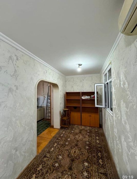 Продается 1 комнатная на Юнусабад 10