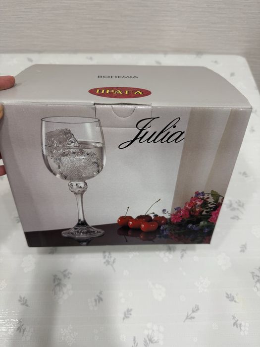 Хрустальный бокалы чешского производства