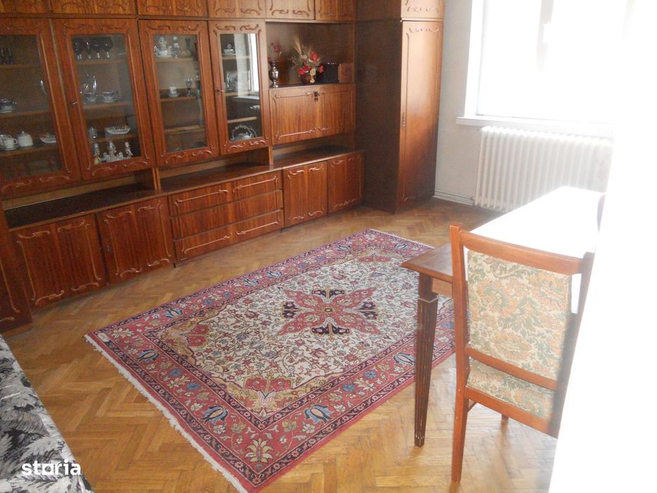 Centru-etajul 2-bloc  construit cu apartamente proprietate personala