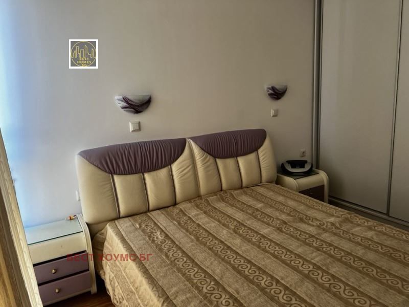 Продава се Двустаен апартамент в Свети Влас - 68 кв.м за 1500 €/кв.м - Снимка #3