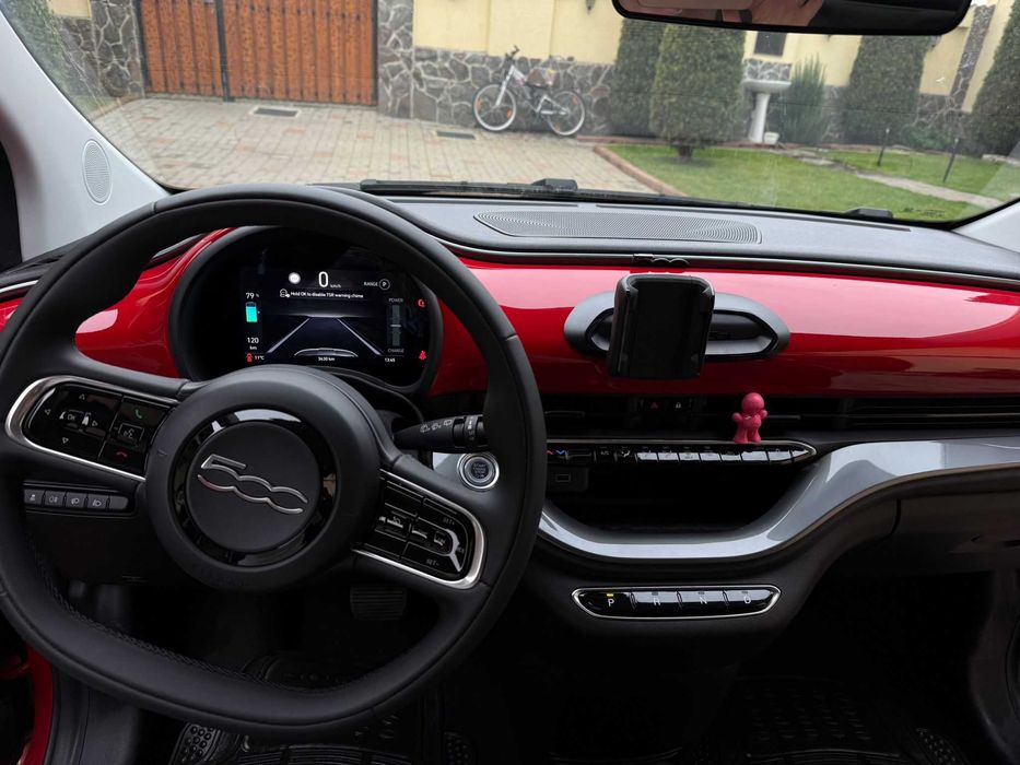 Fiat 500 electric 2025