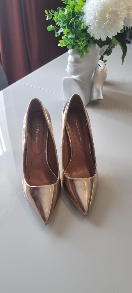 Pantofi de lac aurii cu toc de 10cm Benaza premium