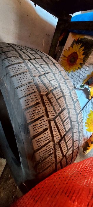 Продам резину. 1-шт зимняя.