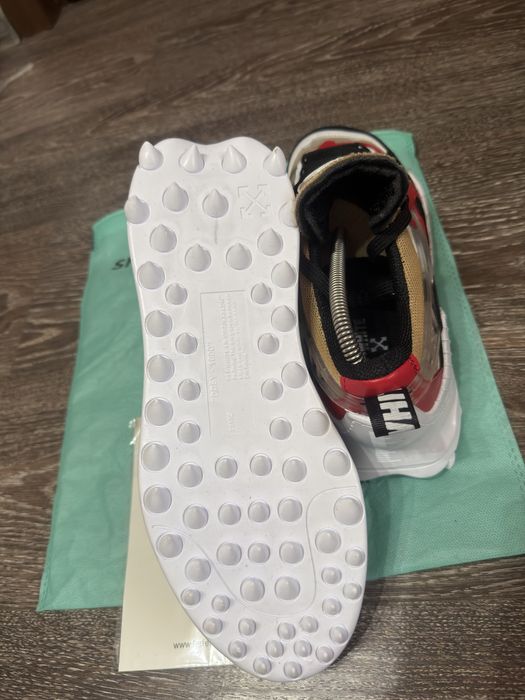 Adidasi Offwhite Odys