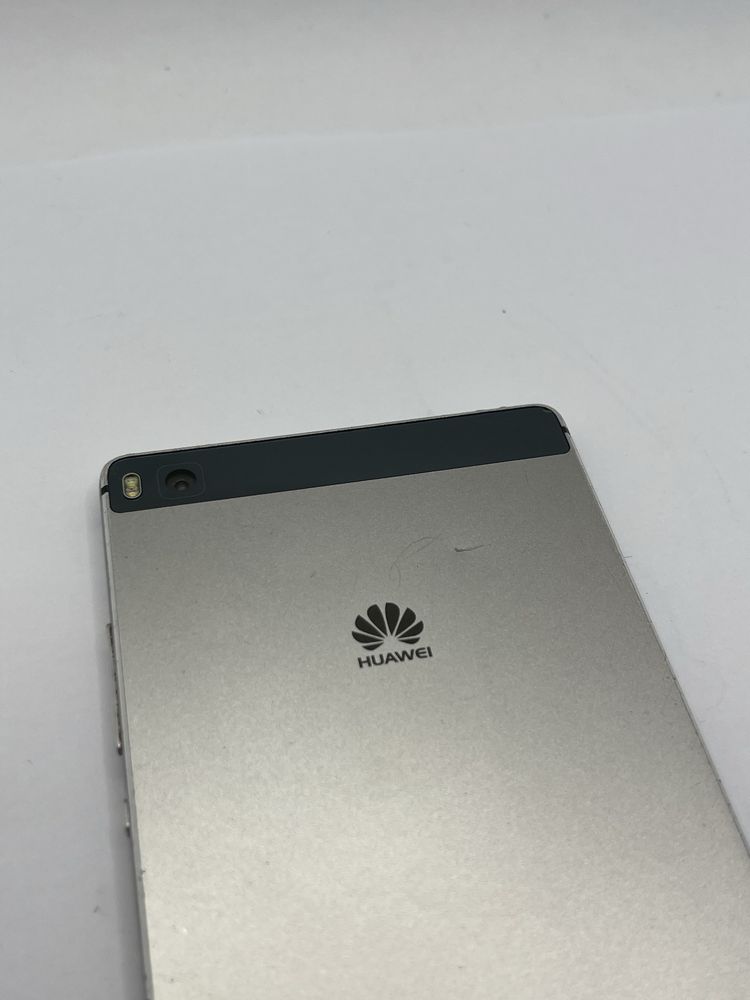 Huawei P8 piese gray