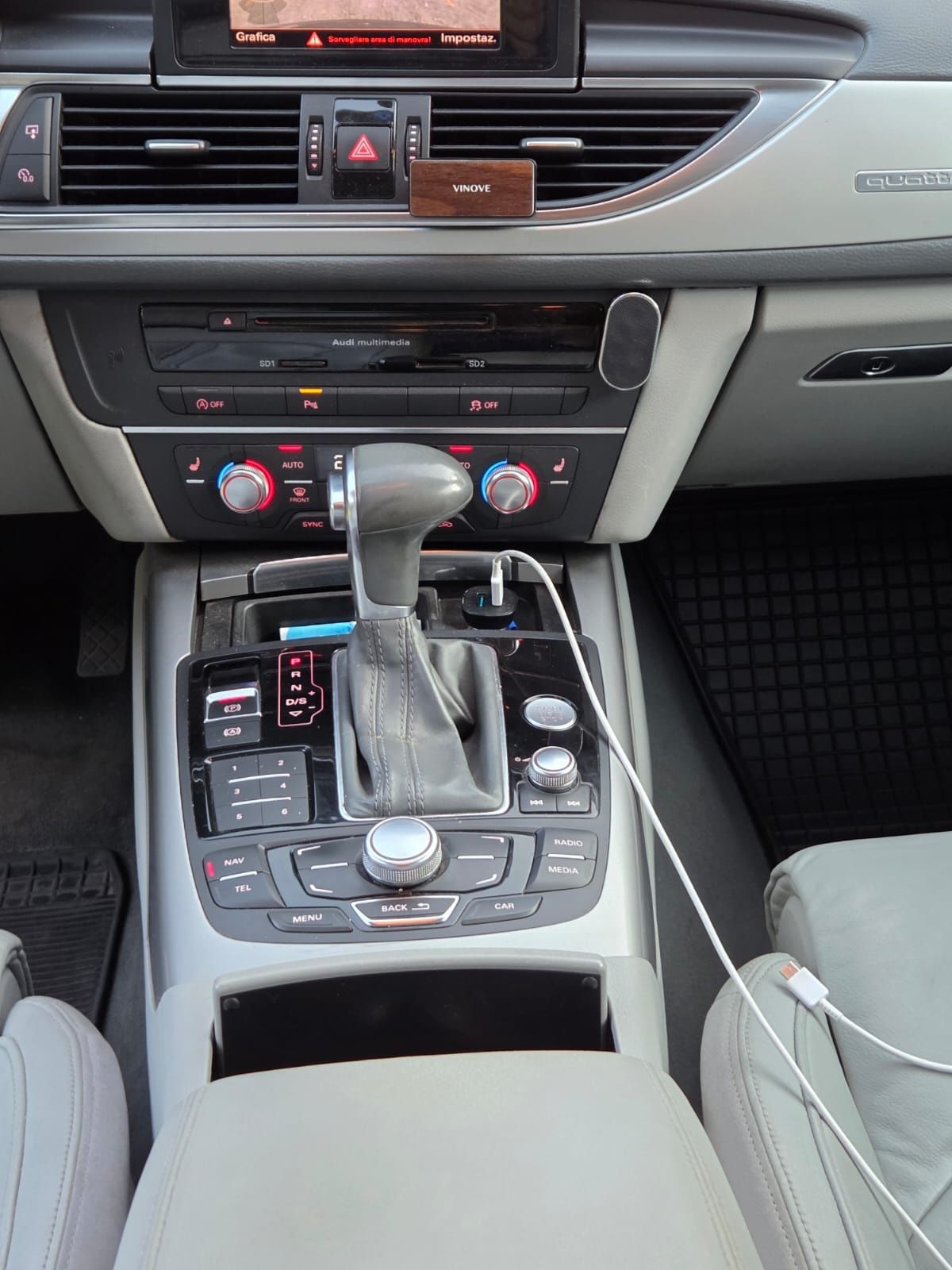 Audi A 6 2012 full dotari