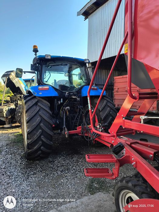 New Holland t6020