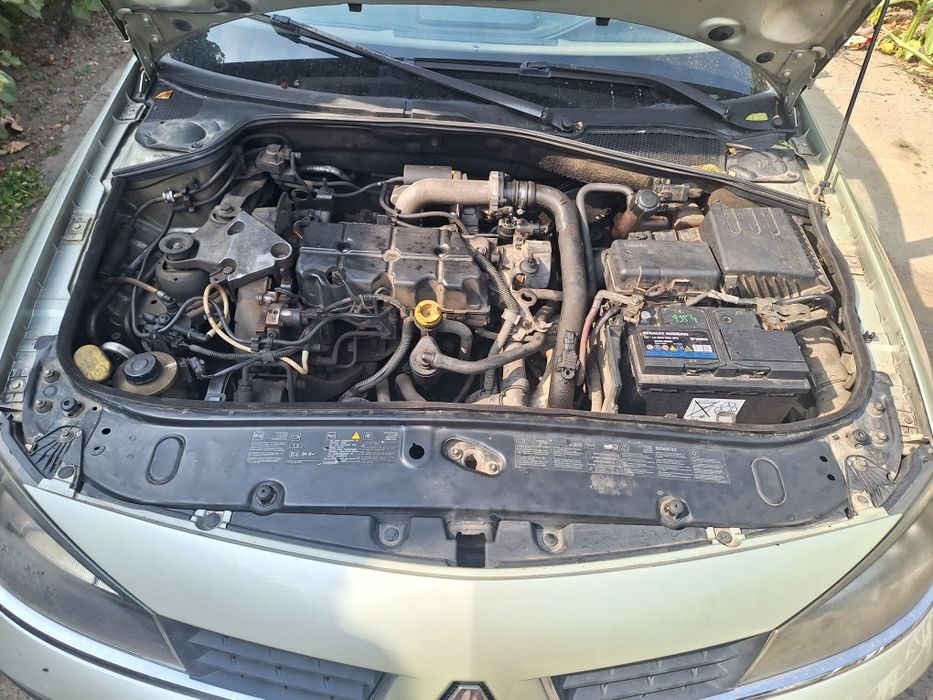 Dezmembrez renault laguna 2 facelift