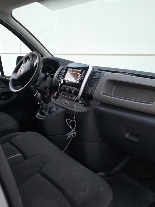 Renault Trafic  1.6dci 2017 euro6 navi Ac carlig