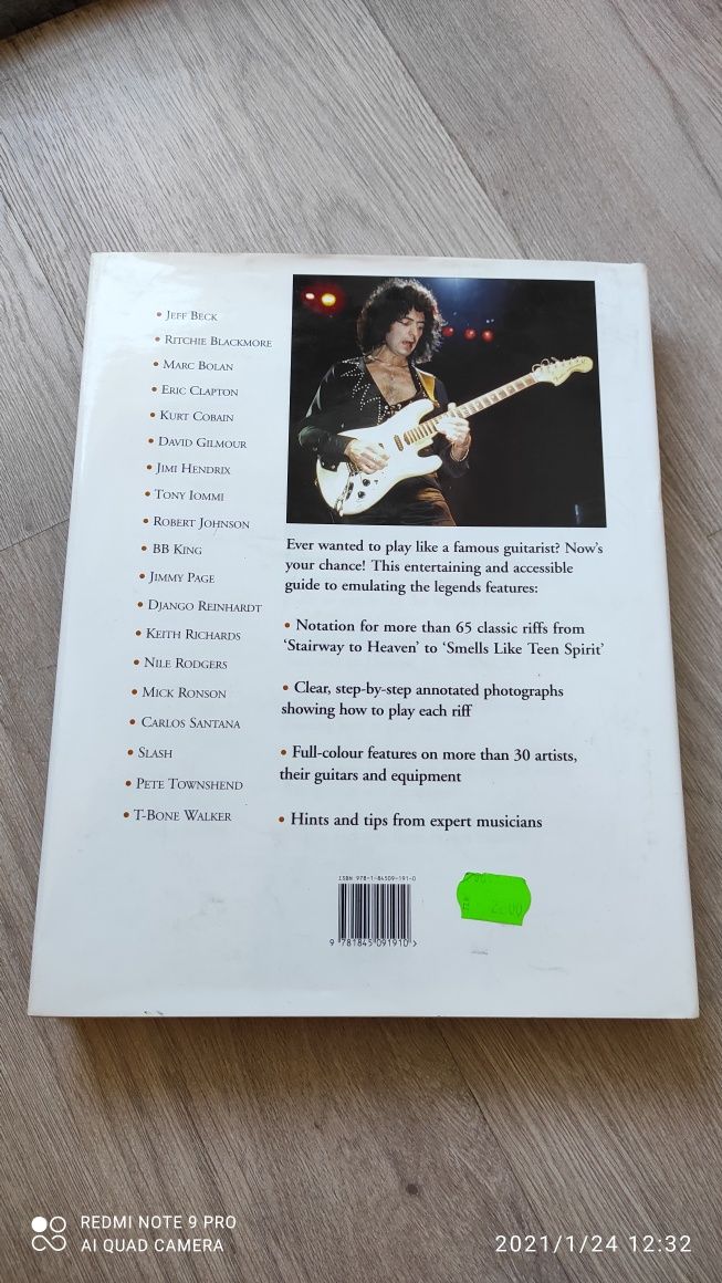 Книга Learn to play guitar