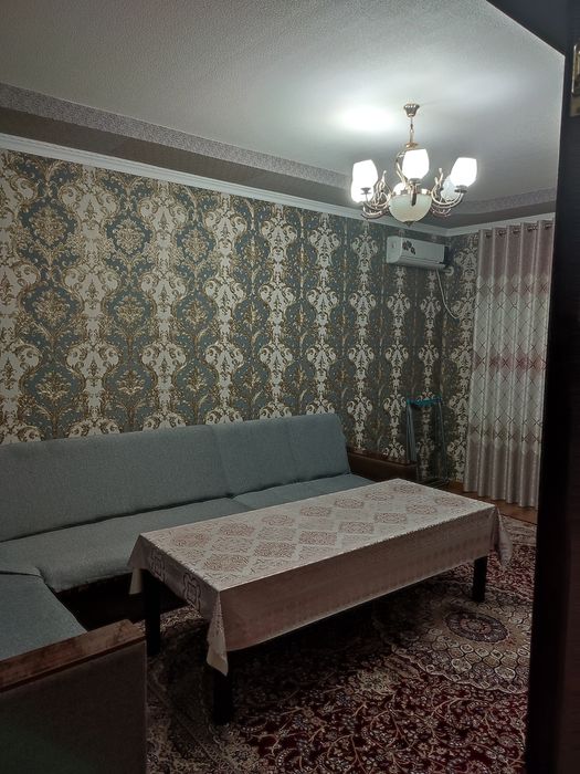 Фаргона марказида 2 хонали квартира ижарага берилади. Сдаётся квартира