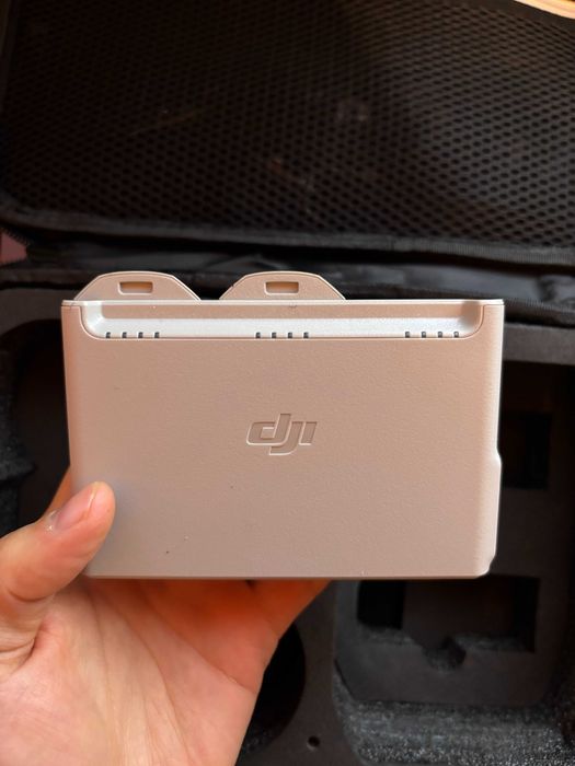 Drona DJI Neo Fly More Combo