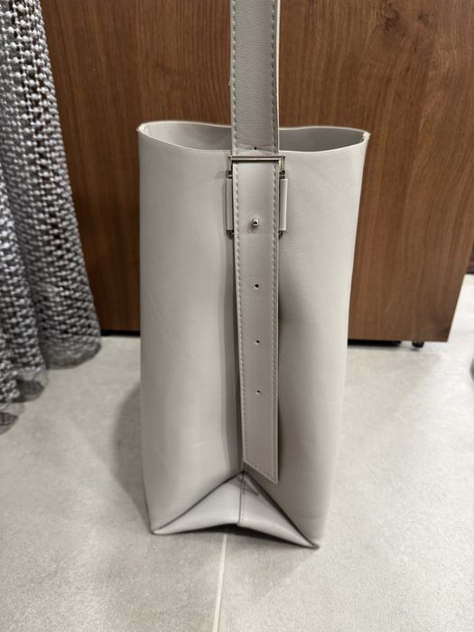 Дамска чанта Reserved