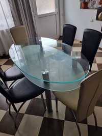 Masă sticlă cu 6 scaune tapițate