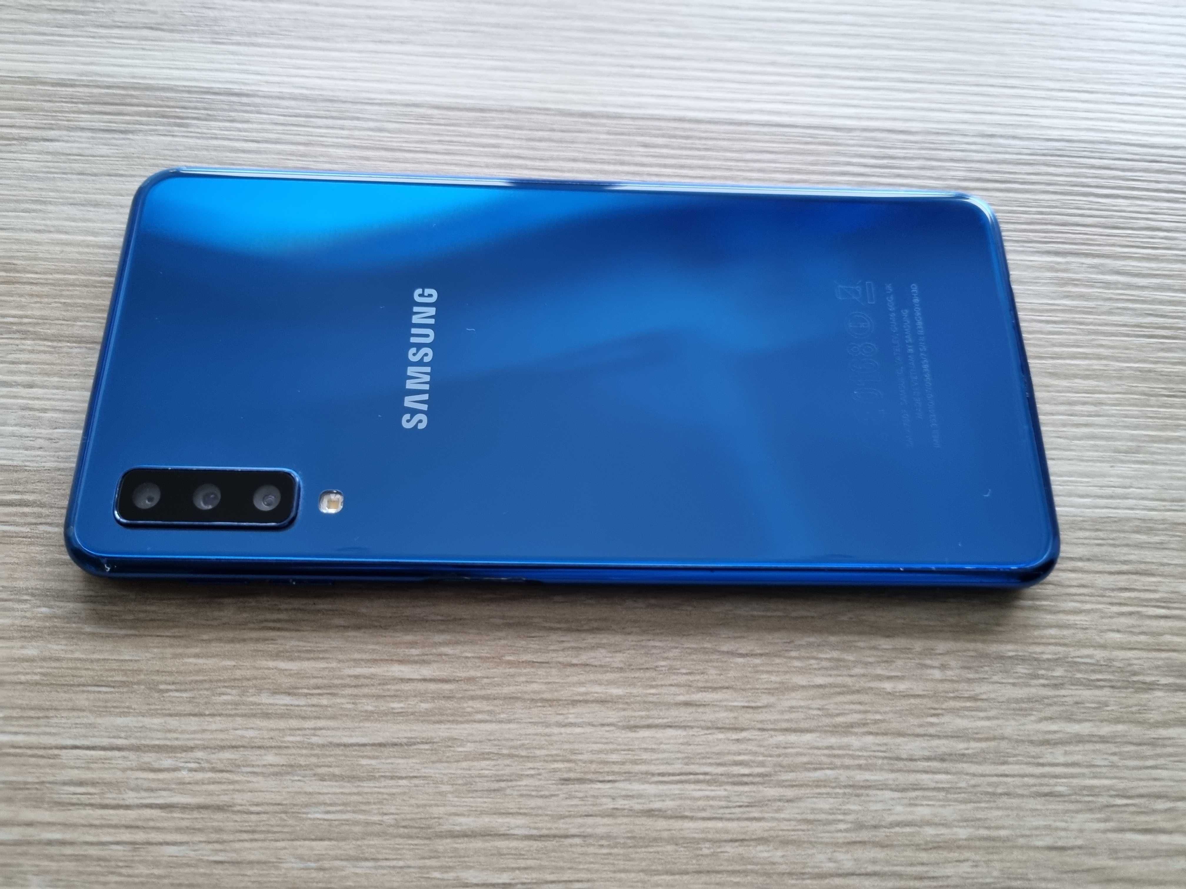 Samsung Galaxy A7 (2018) + Нов гумен протектор за гърба