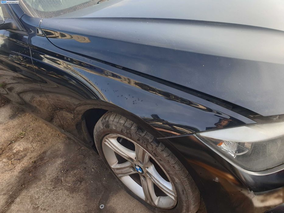 Aripa Dreapta Fata BMW Seria 3 F30 F31 2011 - 2014 Culoare 668 Schwarz 2 [K0341]