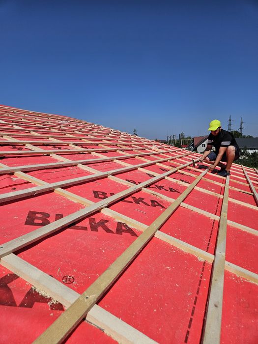 Reparatii acoperisuri si montaj invelitori la preturi fara concurenta