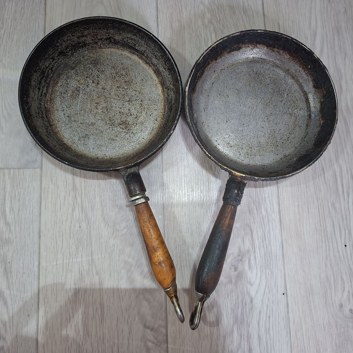 Советские Сковородки. Диаметр по дну 15 см