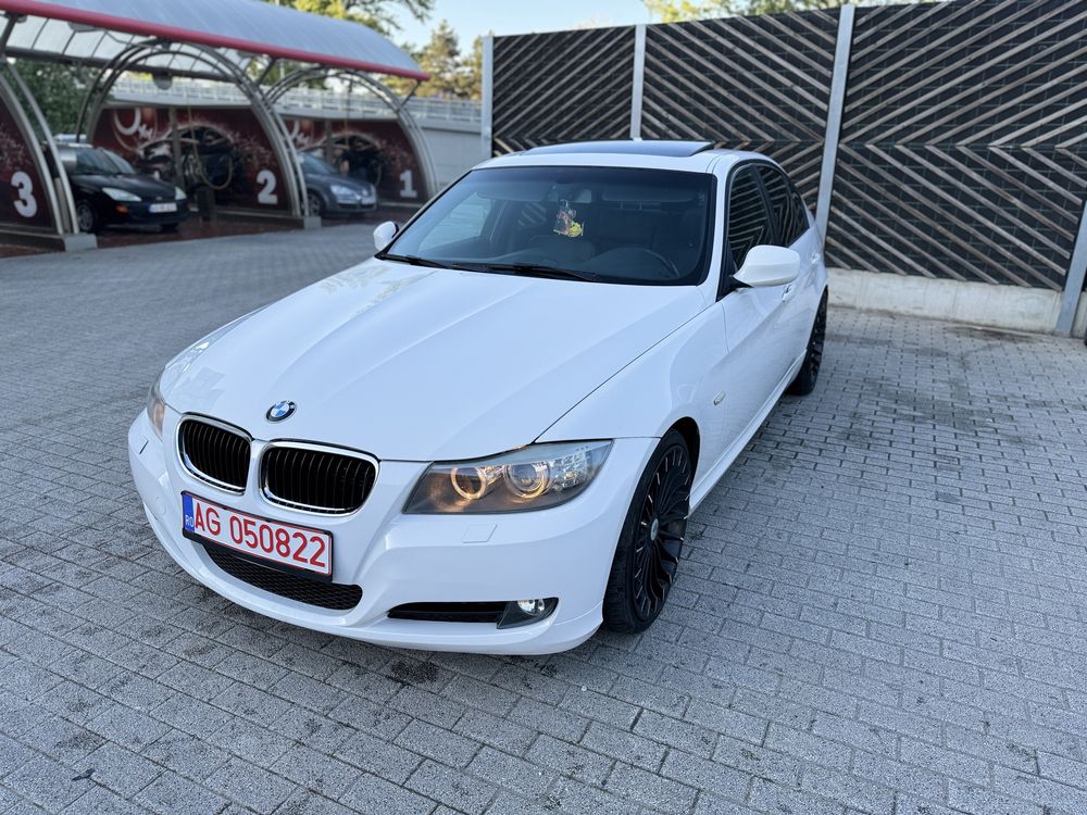 Bmw 320 d, an2011-11a,163cp, euro 5 ,  M INTERIOR, bixenon trapa navi