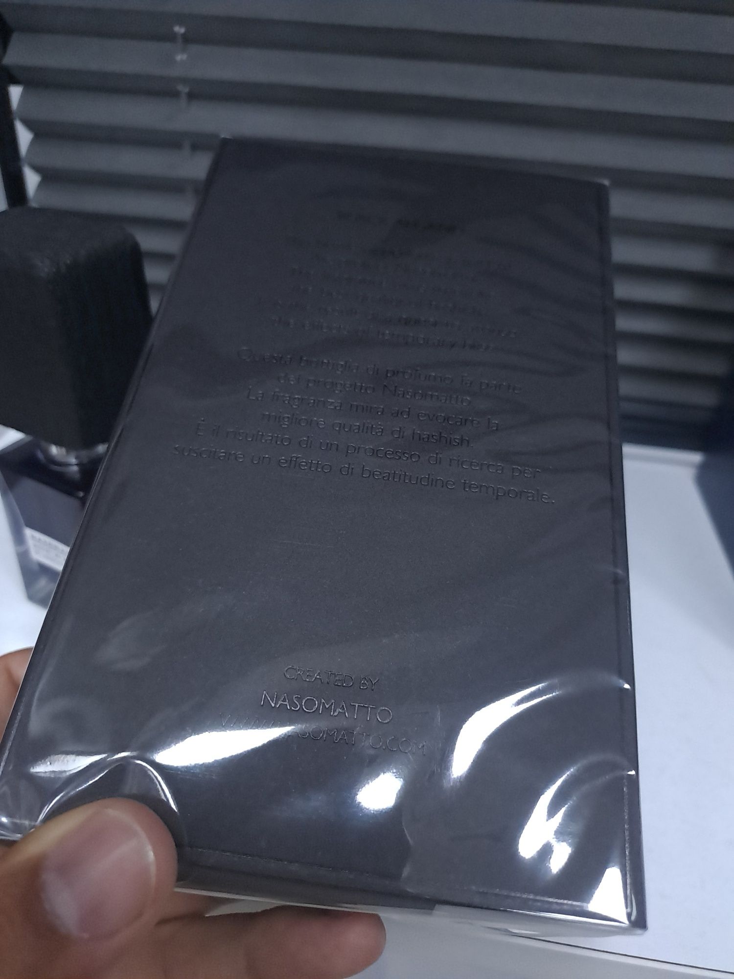 Black afgano Nasomatto