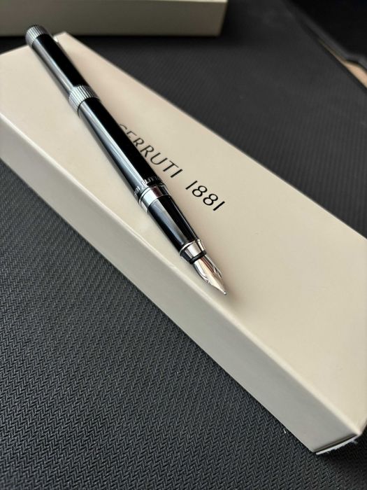 Stilou Cerruti 1881