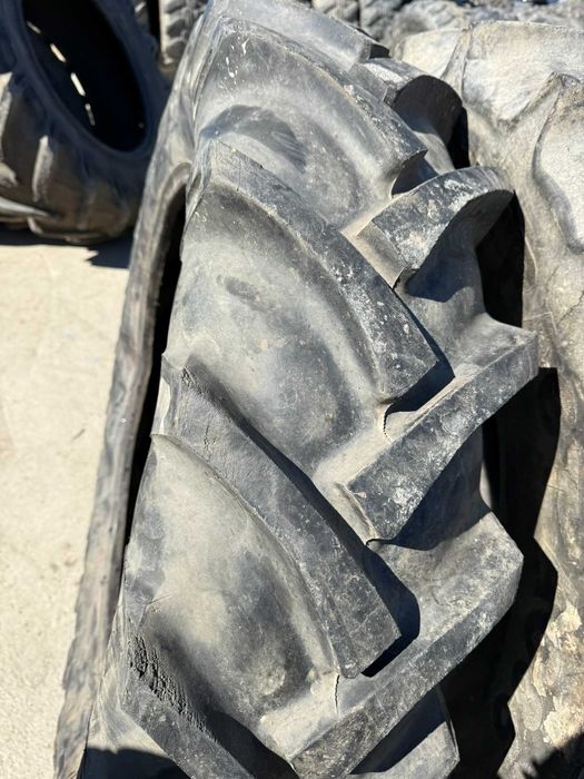 Cauciuc 12.4 R32 Vredestein