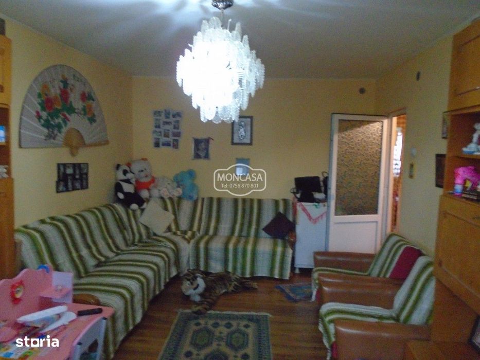 Apartament 4 camere zona Primaverii-BCR, 80 mp,