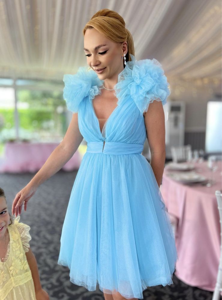 Vand rochie din tull , bleu