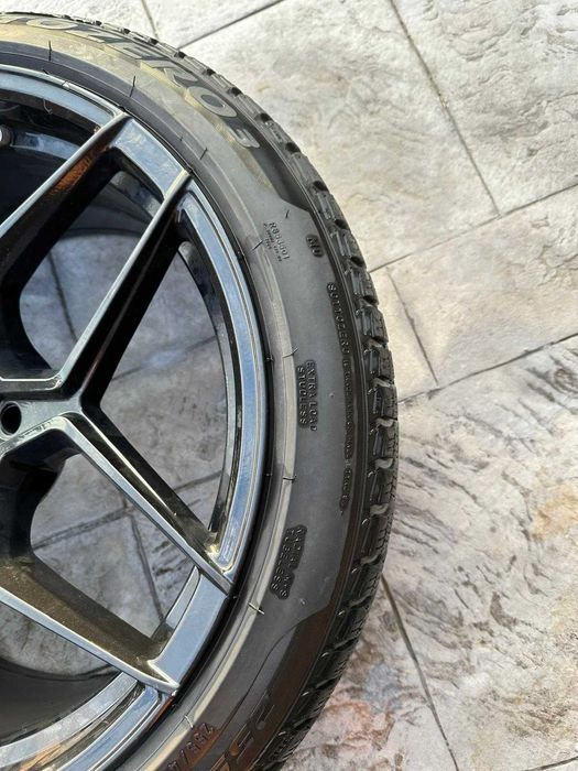 Jante Japan Racing JR34 R20 Anvelope PIRELLI Winter SOTTOZERO 3