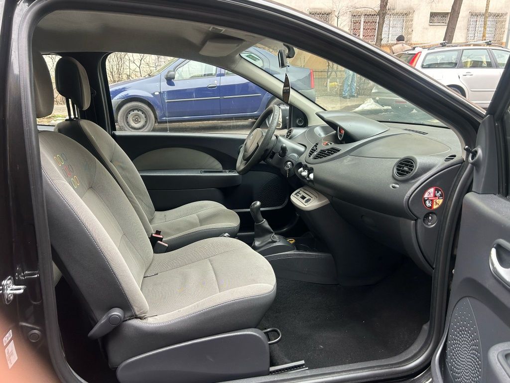 Renault twingo an 2011 stare buna