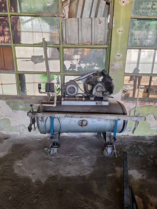 Бутален компресор BOGE