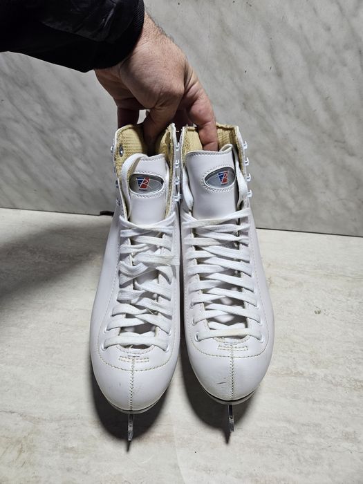 Patine 32 gheata patinaj artistic Riedell   marime 40-41  ( 26  cm)