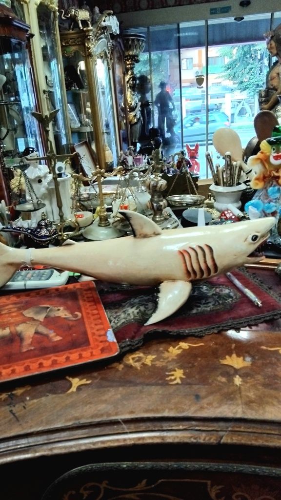 Невероятна фигура на акула!